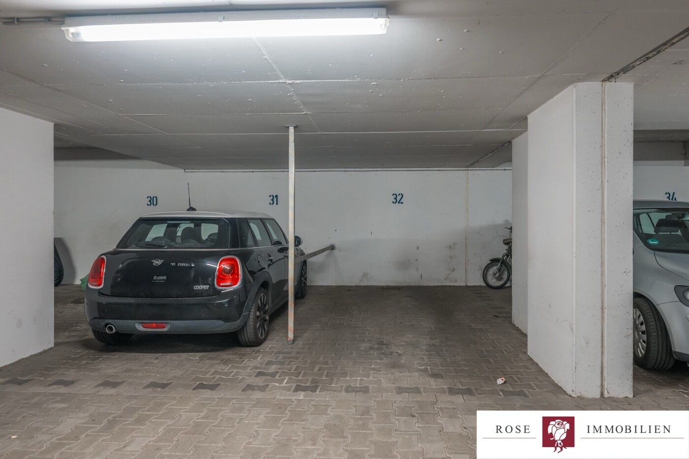 Tiefgaragenstellplatz