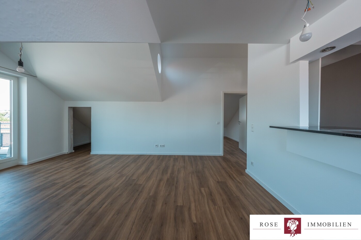 Wohnzimmer Bild 2