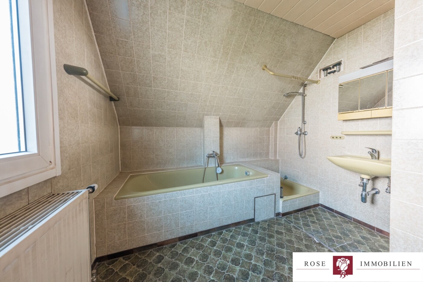 Badezimmer DG