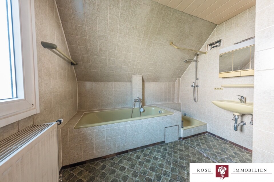 Badezimmer DG