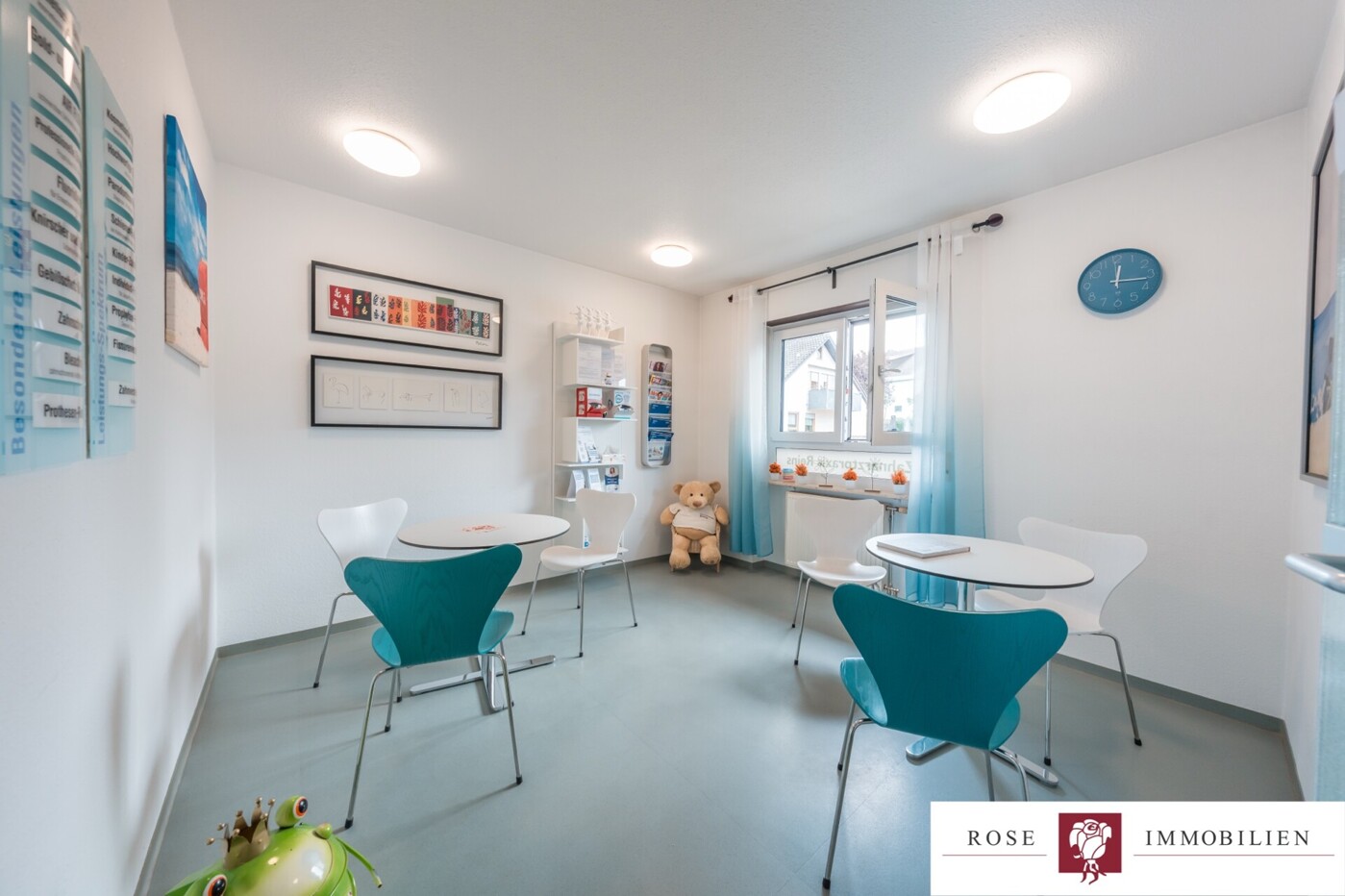 Wartezimmer Bild 1