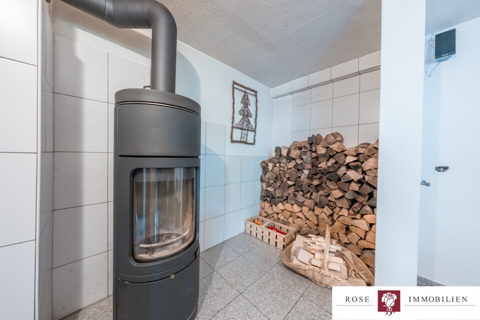 Esszimmer-Schwedenofen-UG