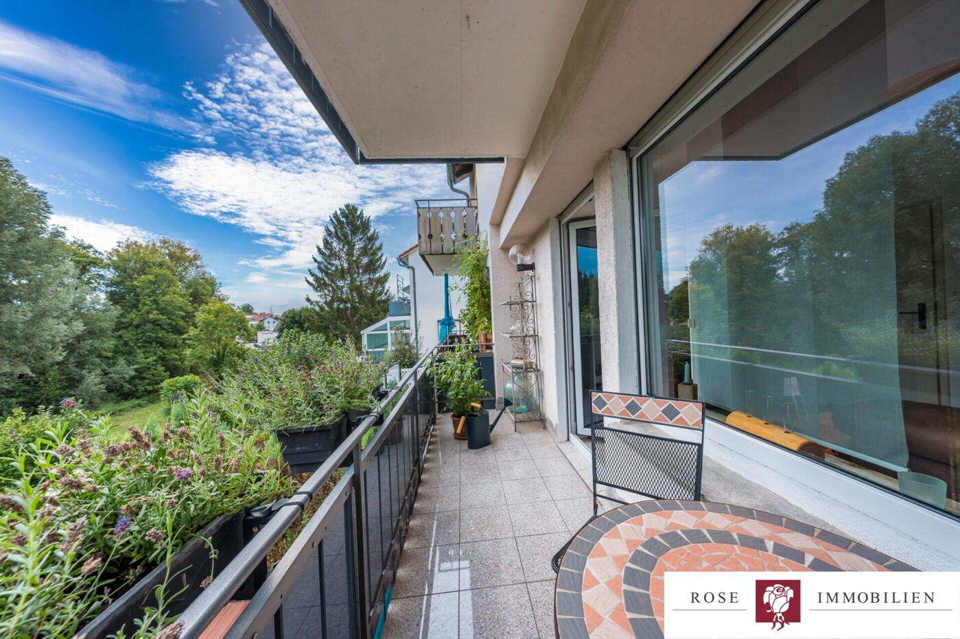 Balkon EG - Bild 1