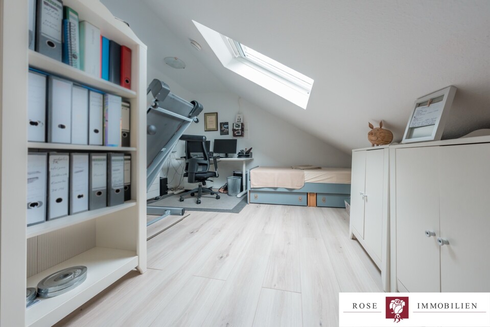 Büro-Gästezimmer DG - Bild 1
