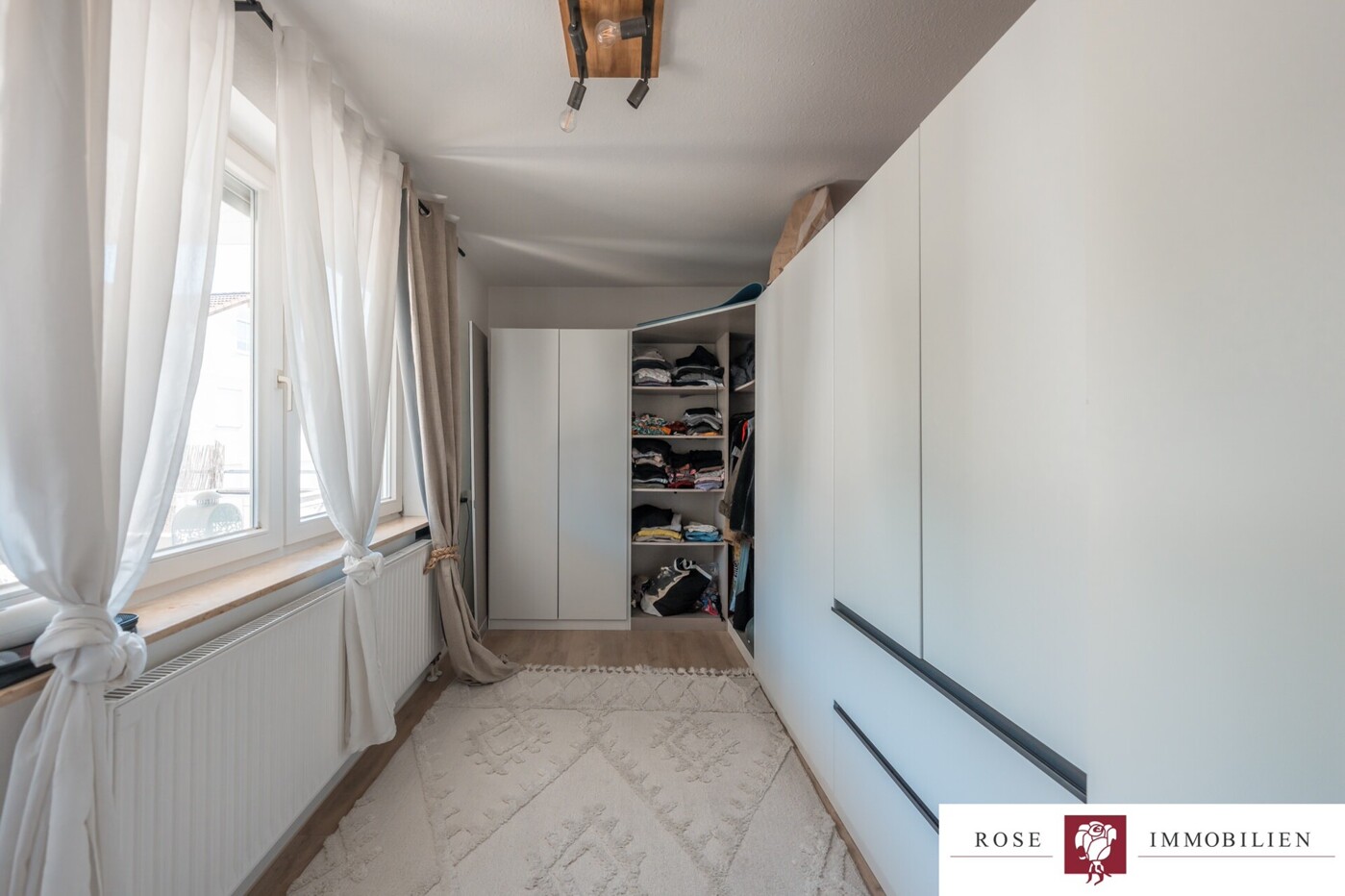 Kinderzimmer - Ankleide - Büro - Bild 1