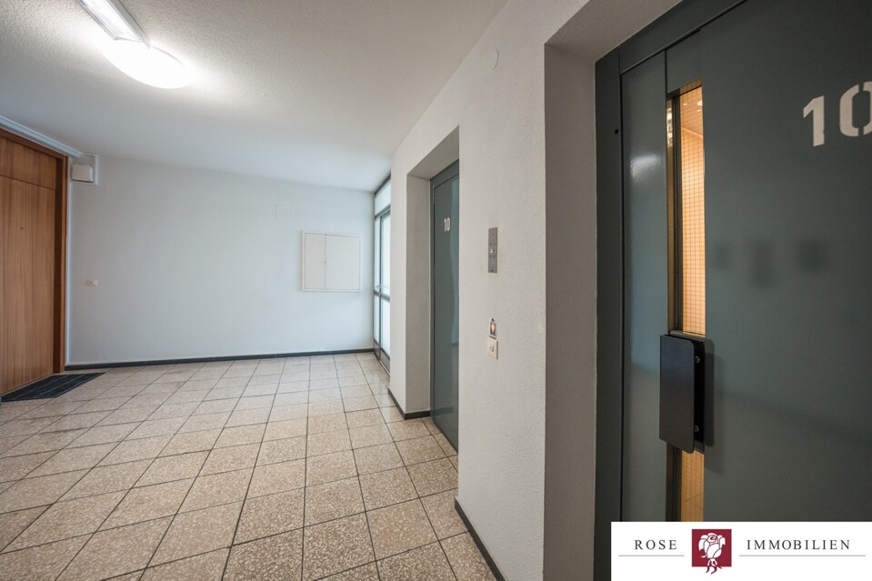 Treppenhaus-Aufzug