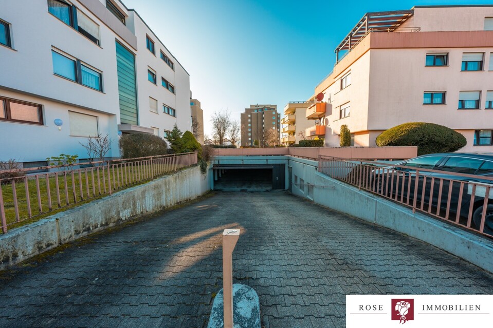 Tiefgaragenzufahrt
