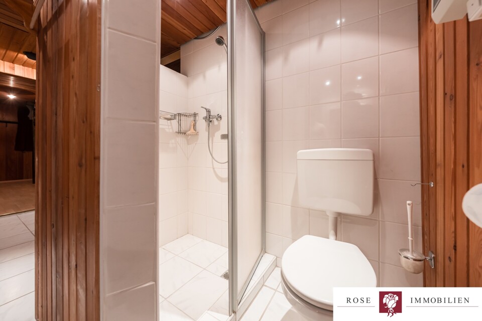WC und Dusche UG
