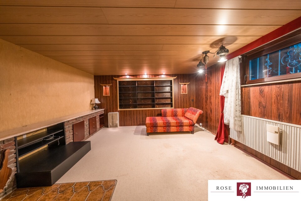 Kaminzimmer UG Bild 1