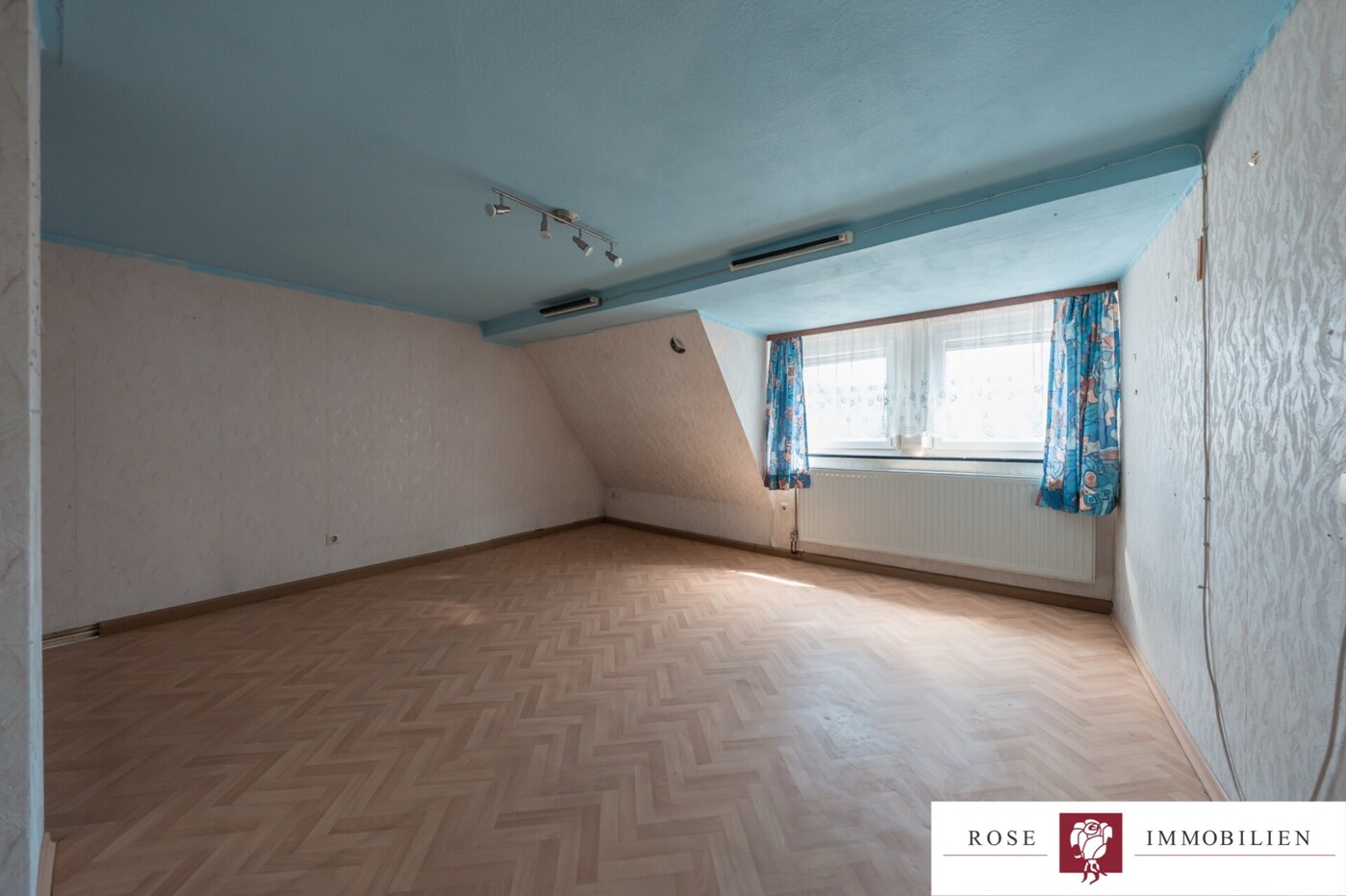 Schlafzimmer 3 DG (Nr.12)