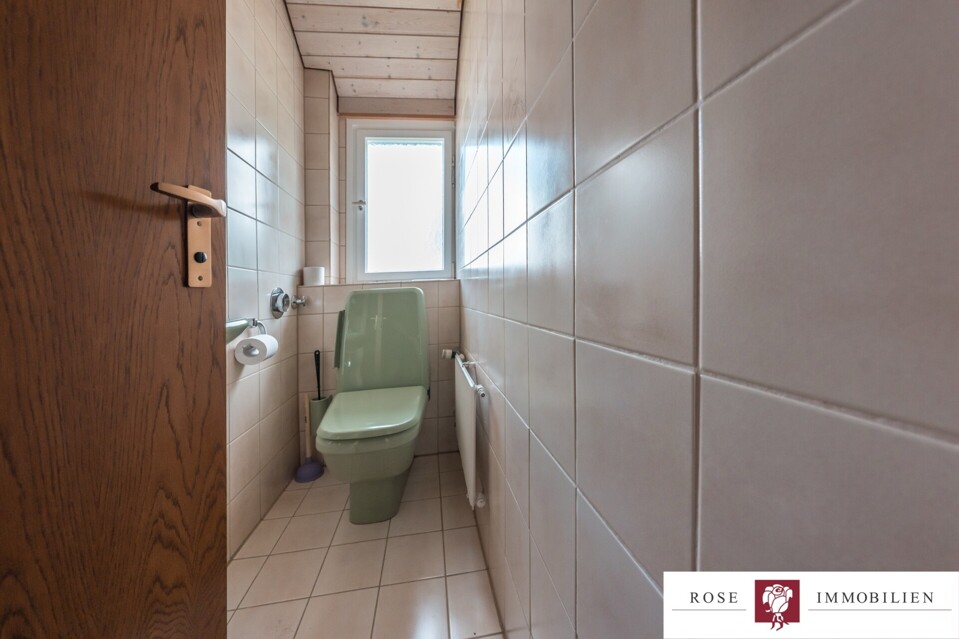 separates WC DG