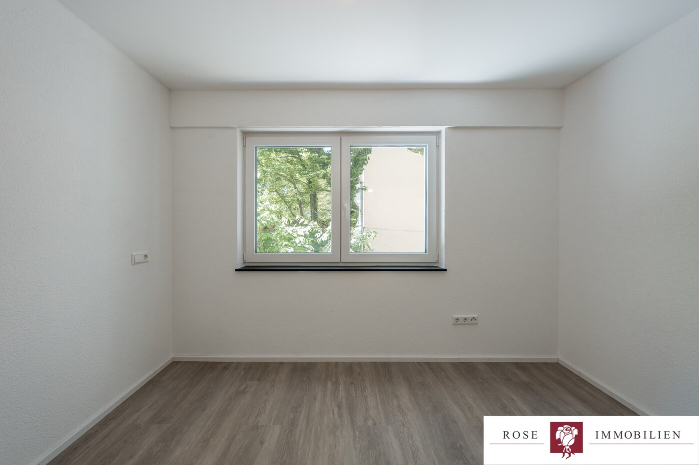 ETW Nr. 4 - EG links - Schlafzimmer Bild 1