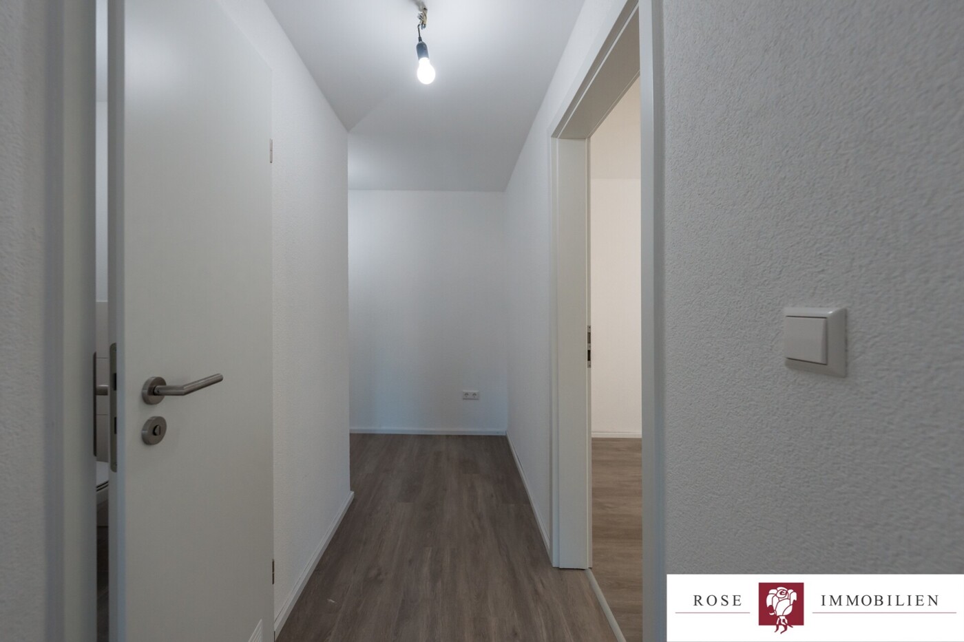 ETW Nr. 4 - EG links - Flur Bild 2