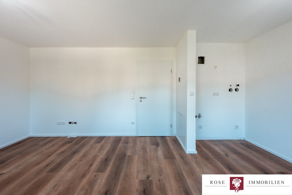 ETW Nr. 9 - OG rechts - Wohn- und Esszimmer mit Kochnische