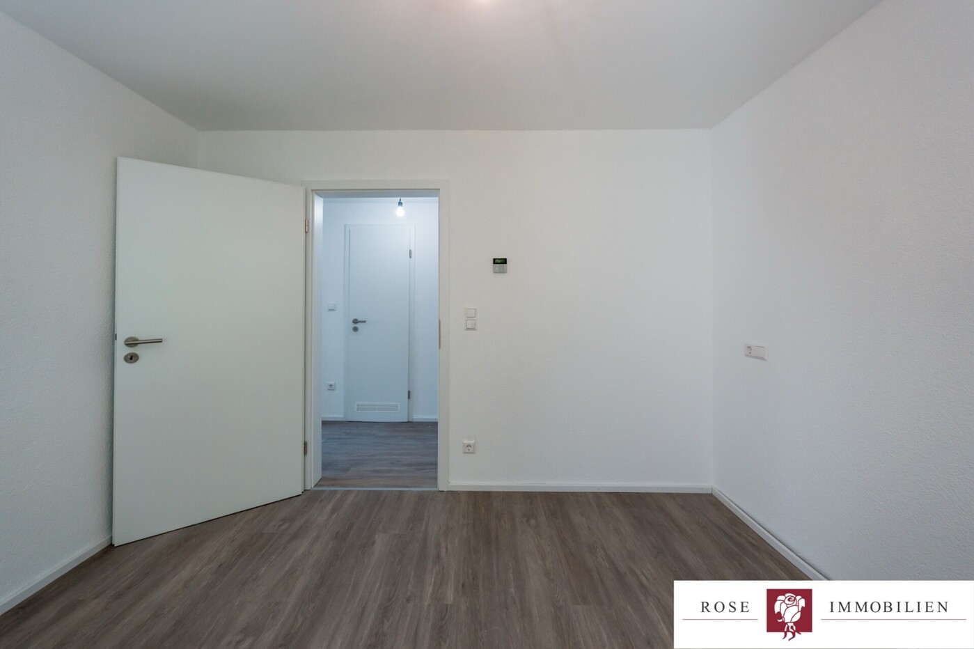 ETW Nr. 4 - EG links - Schlafzimmer Bild 2
