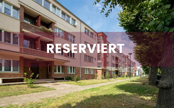 *RESERVIERT* Attraktive 2-Raumwohnung mit Loggia im Herzen von Zwenkau