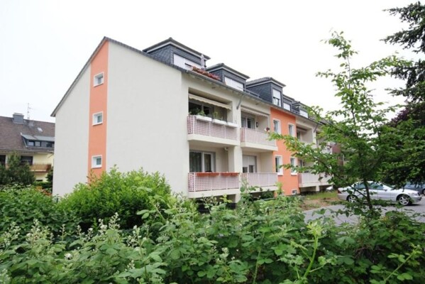 6316_Nievenheimer Str. 12_Hausansicht