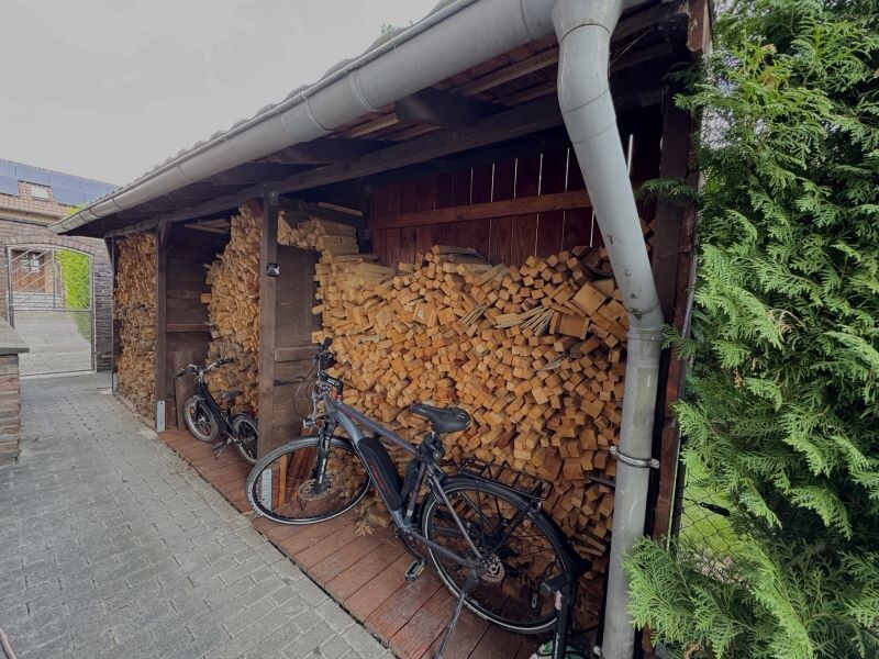 Im Merheimer Lehm 11_Holzlager
