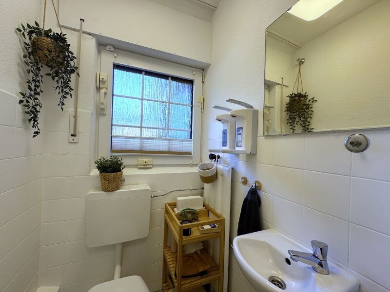 6372_Pommernallee 29a_Praxis WC 2