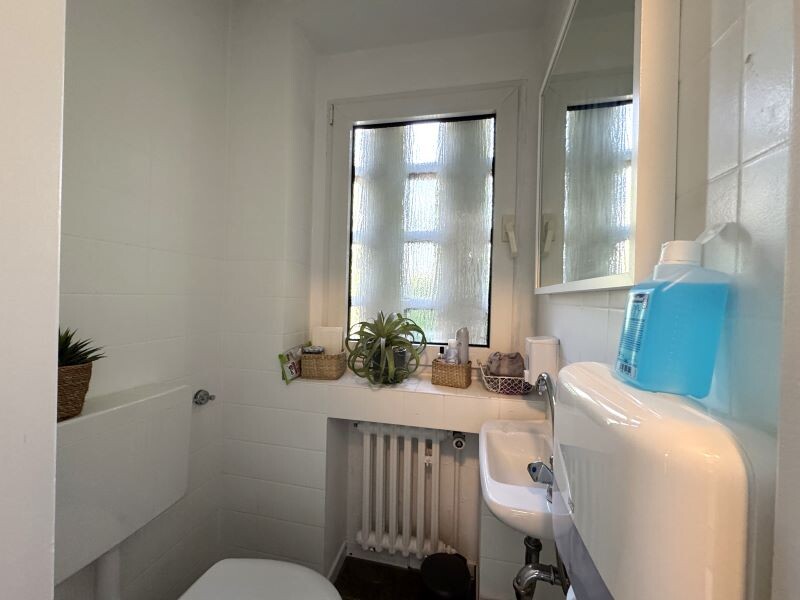 6372_Pommernallee 29a_Praxis WC 1