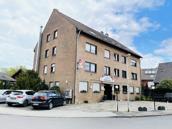 6403_Waldstr. 22_Hausansicht