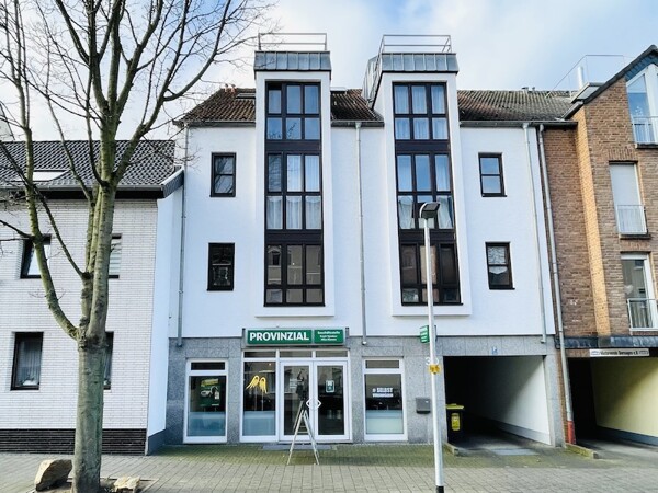 6100_Krefelder Str 30_Hausansicht