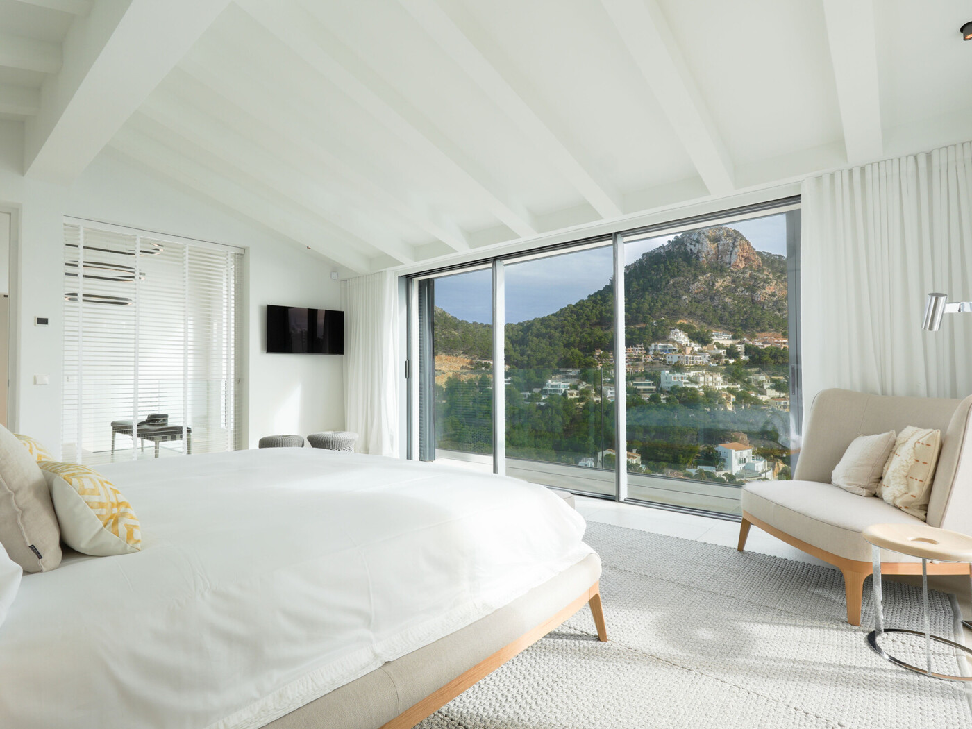Schlafzimmer Master 1