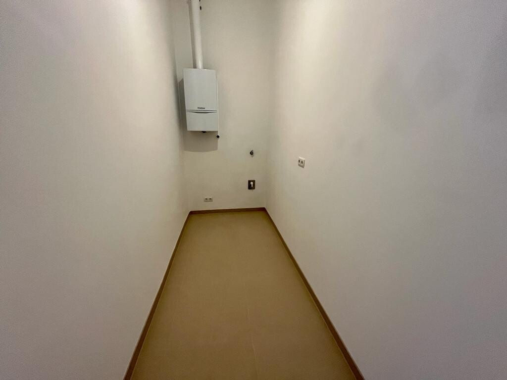 8937cda1-455f-4379-a511-1b783f19b2af