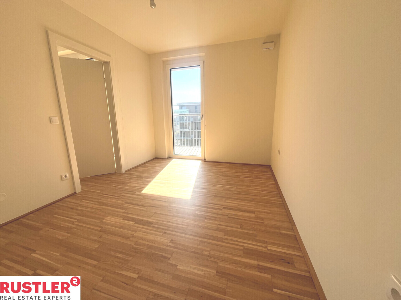 2 Zimmer Schlafzimmer