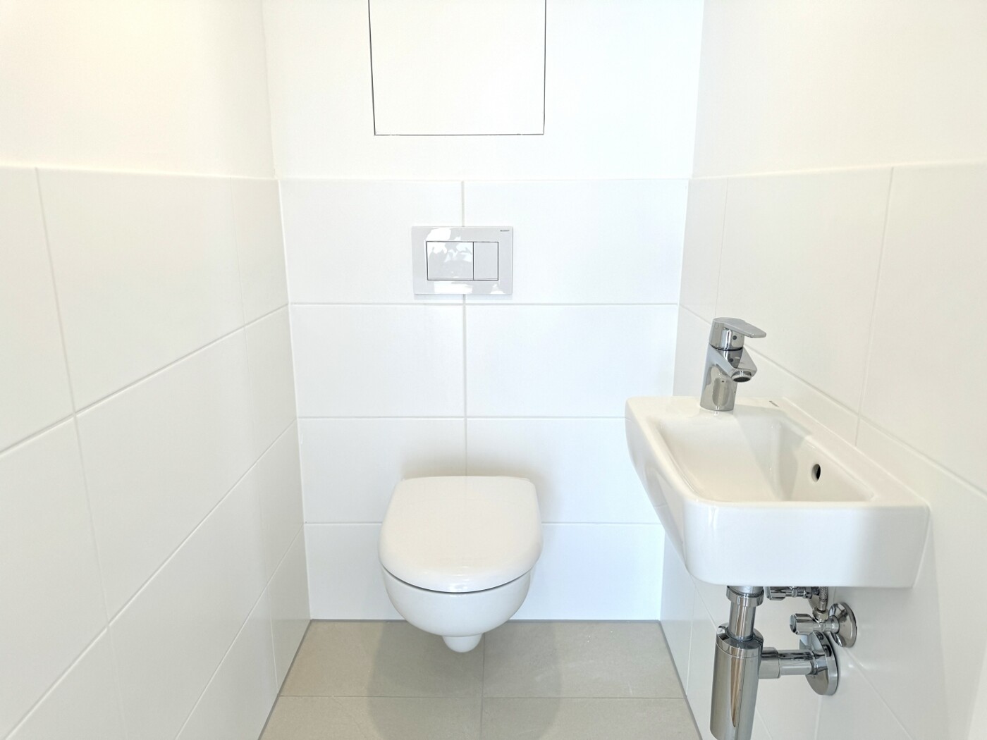 separate Toilette