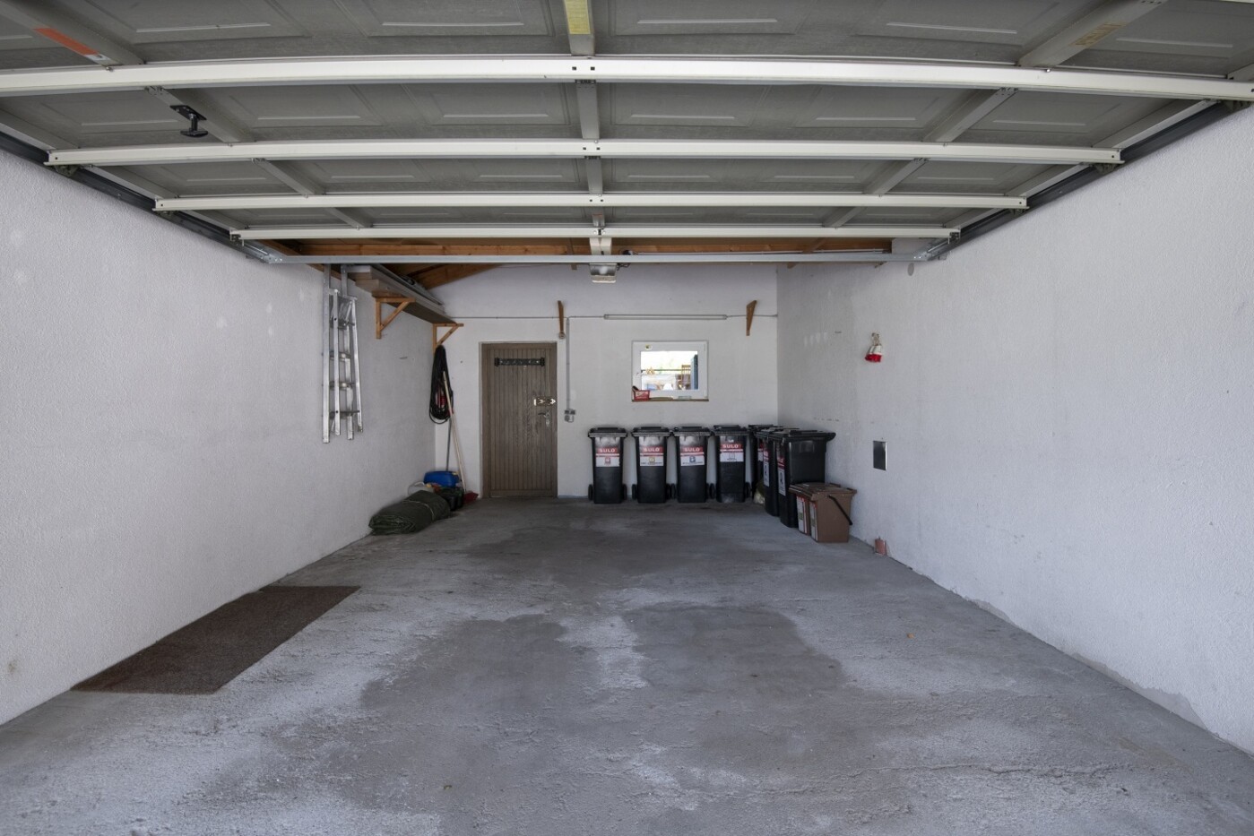 12 Garage der Wohnun