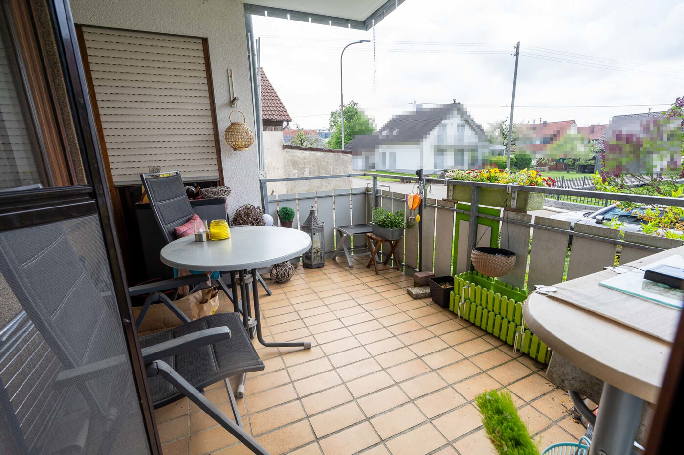 Balkon EG