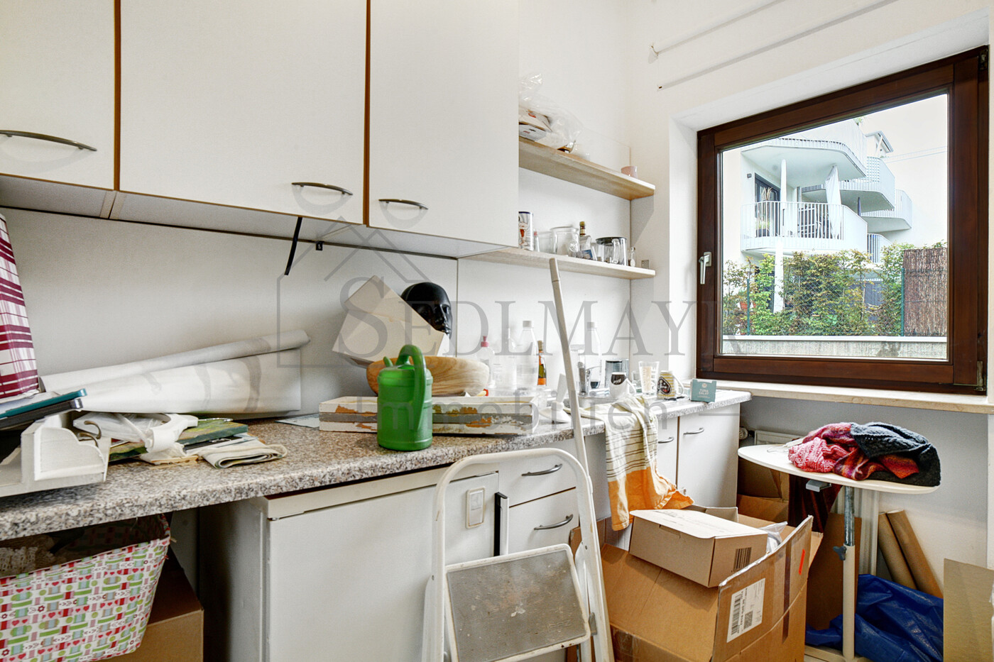 Ansicht Gewerbe 2 Küche 1