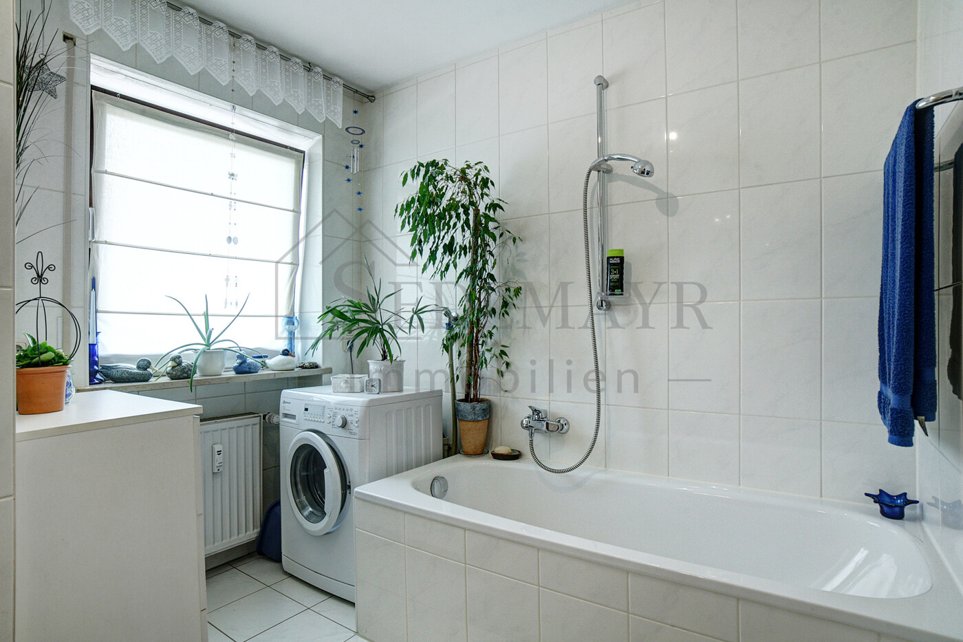 Ansicht Wohnung 4 Bad 1