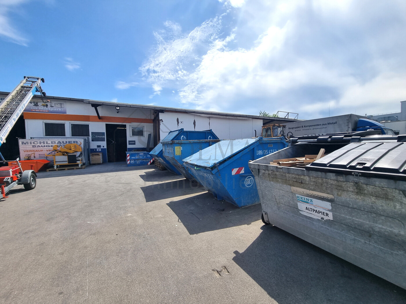 Ansicht 2 Zufahrt + Außenfläche Lagerhalle