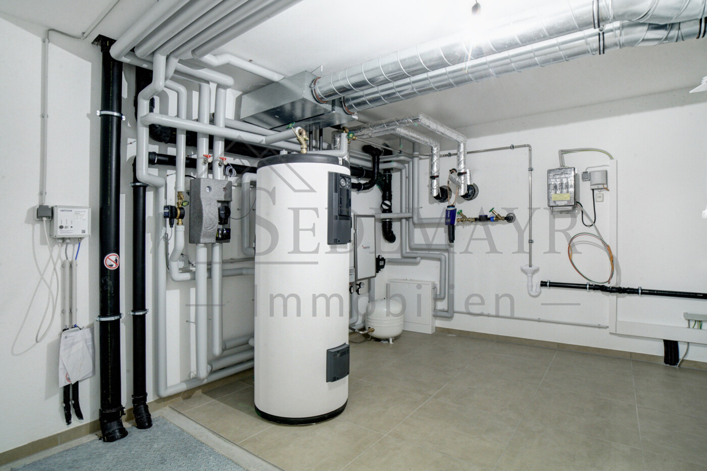 Ansicht KG Technik und Waschraum