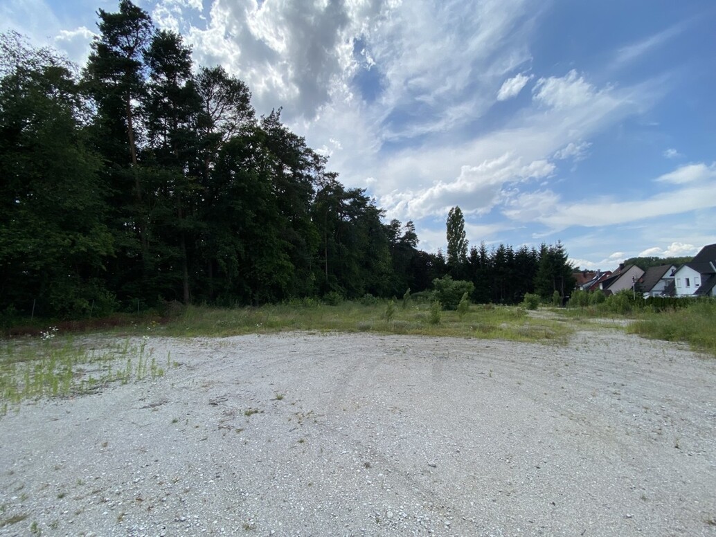 Grundstück