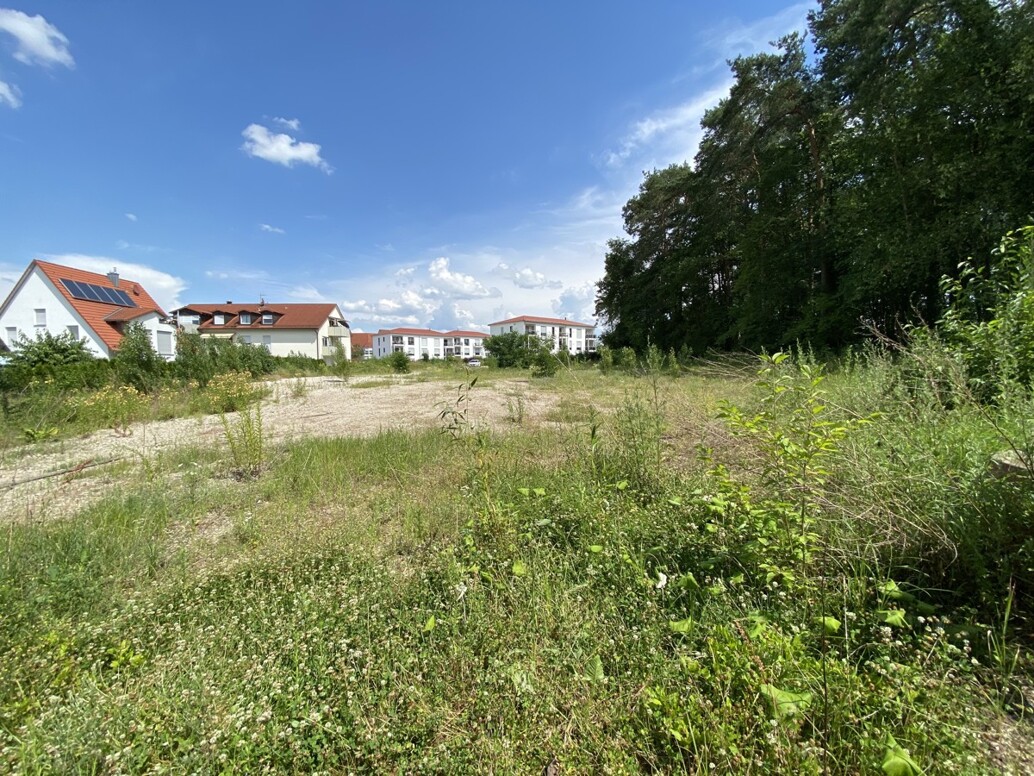 Grundstück