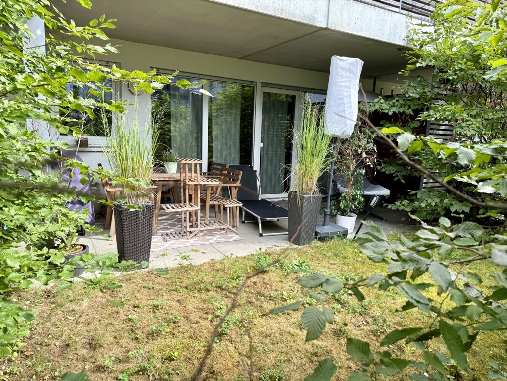 Garten mit Terrasse