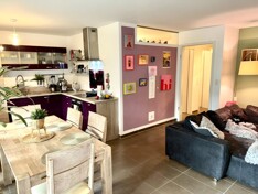 Wohnzimmer m. Küchenbereich