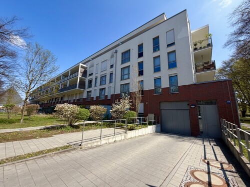 Wohnanlage mit TG-Einfahrt