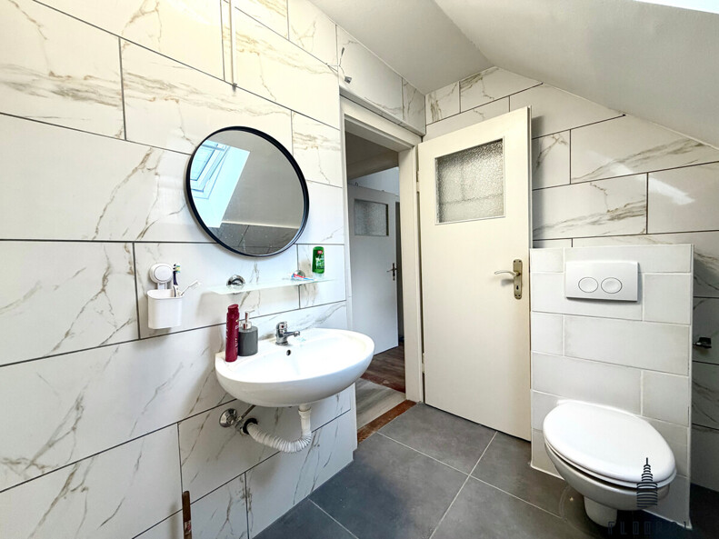Badezimmer DG