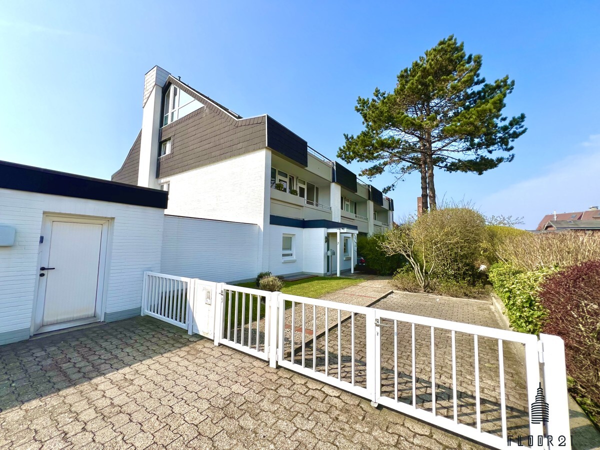 privater Zugang mit Parkplatz