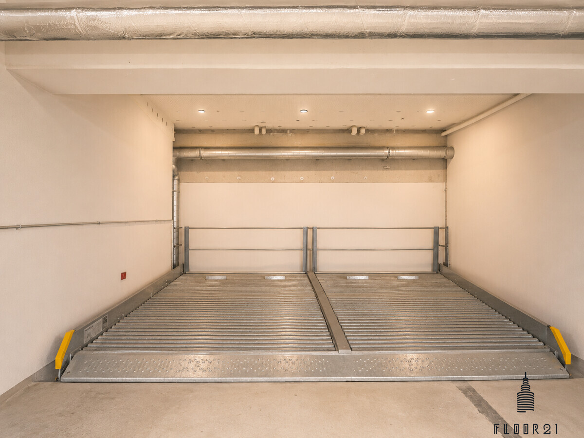 Tiefgaragenstellplatz