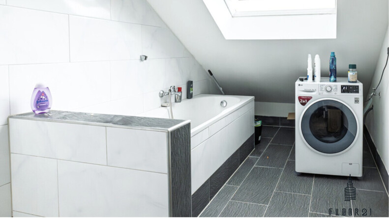 Badezimmer DG