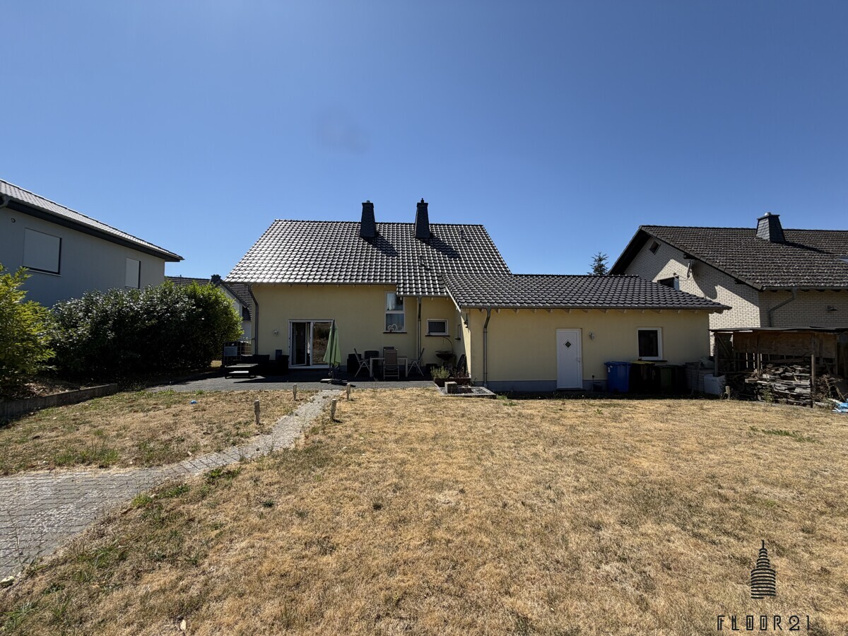 Rückseite mit Garten