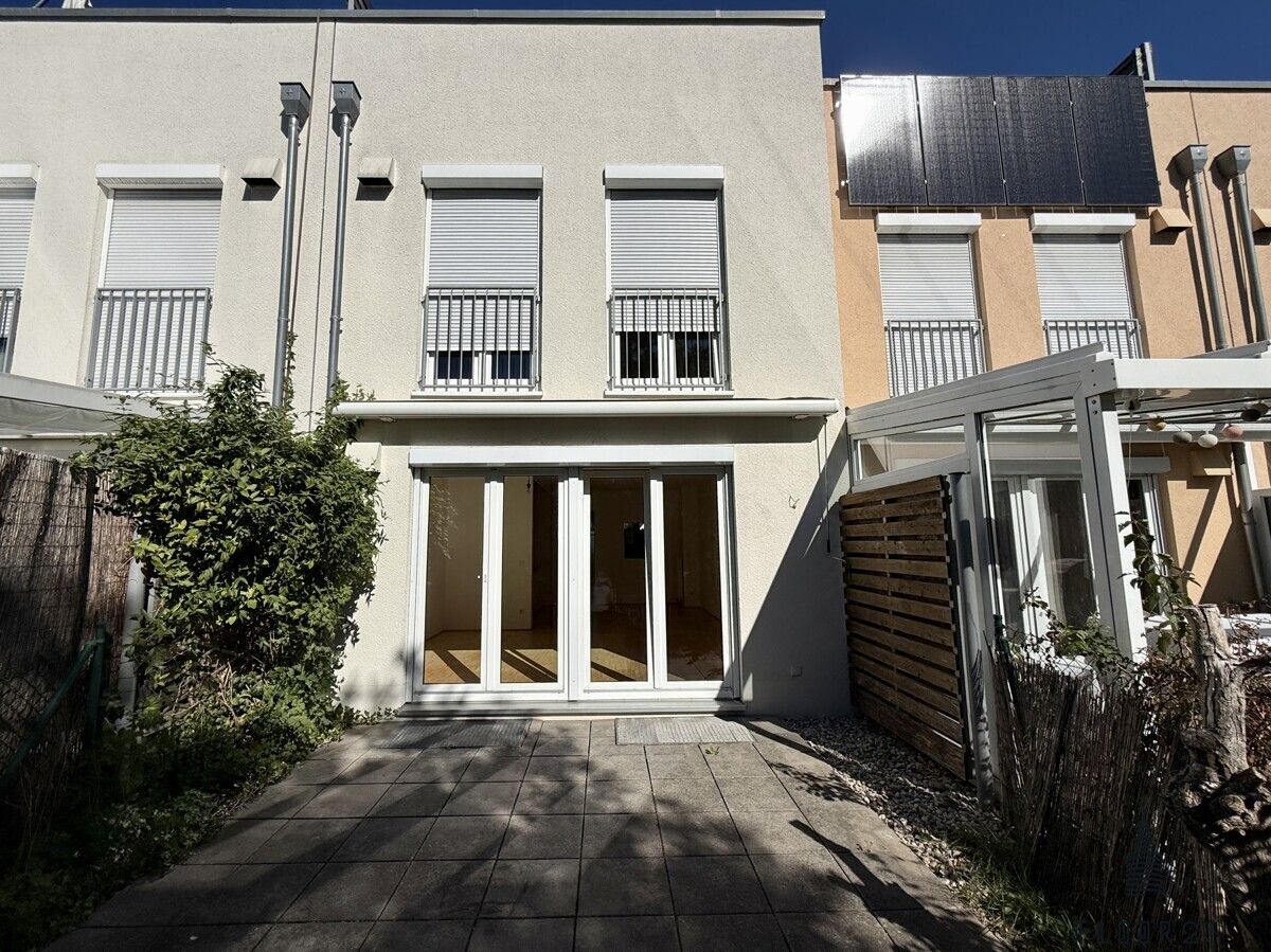 Terrasse mit Potential