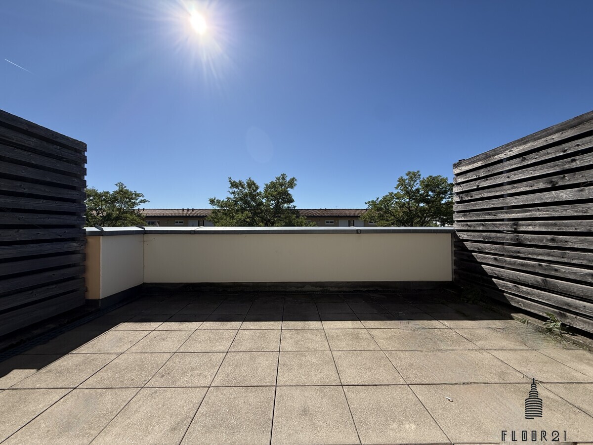 Dachterrasse DG