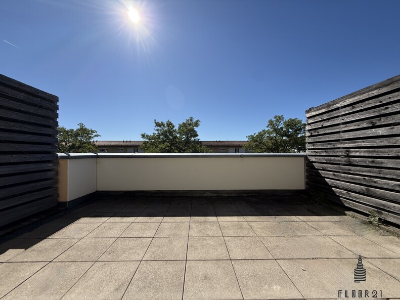 Dachterrasse DG