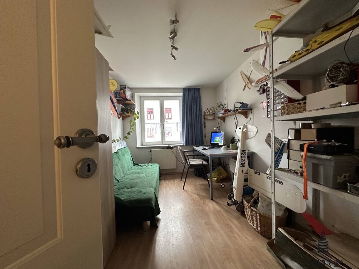 Büro/Kinderzimmer